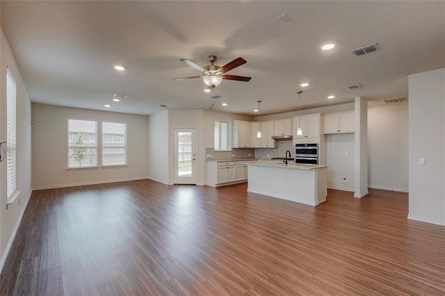 Building Photo - 2424 Mockingbird Ct