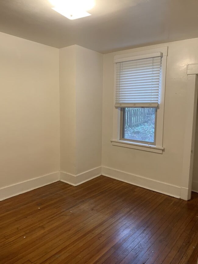 Building Photo - 2309 Eldridge St