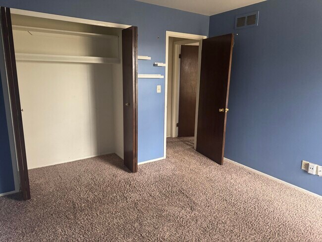 Building Photo - 19601 W 12 Mile Rd