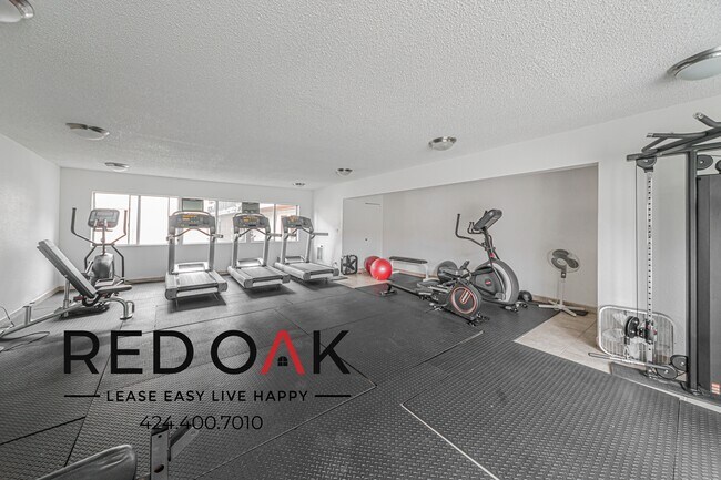 Building Photo - 3655 Artesia Blvd