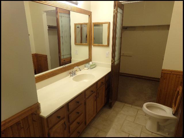 Building Photo - 1068 Fox Hunt Trail