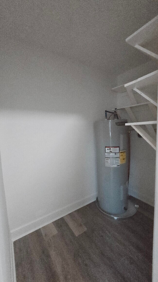 Building Photo - Monetta Apartments