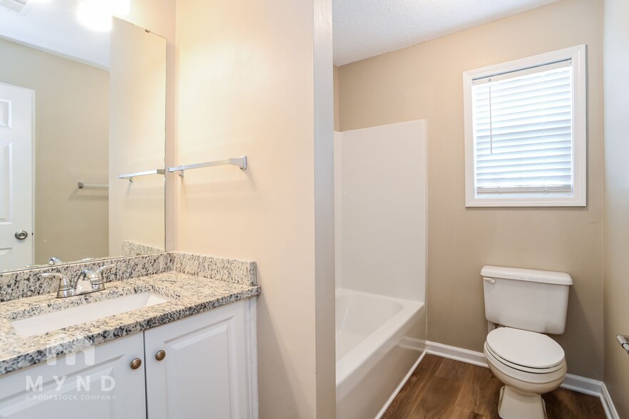 Building Photo - 1312 Fosteria Ln