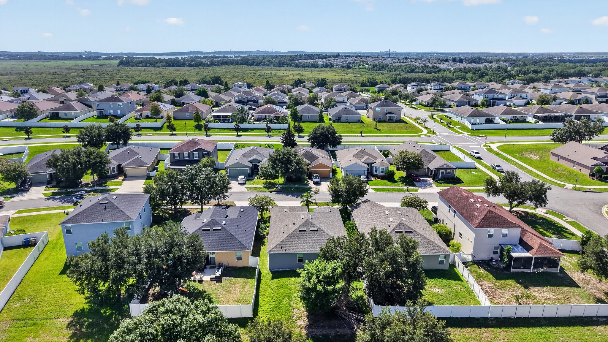 Building Photo - 345 Red Kite Dr