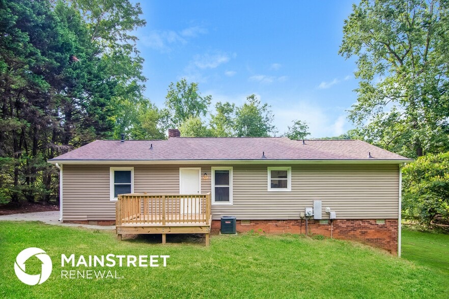 Building Photo - 4511 Longbriar Dr