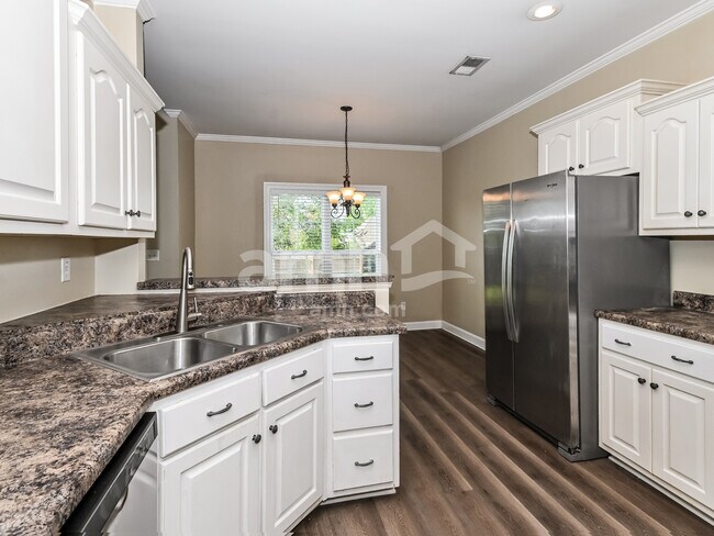 Building Photo - 2901 Keeley Cv