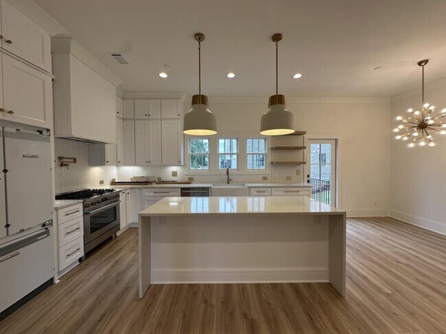 Building Photo - 4802 Moonview Ln