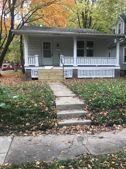 Primary Photo - 1400 S Glenwood Ave