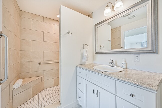 Building Photo - 3806 Concho Key