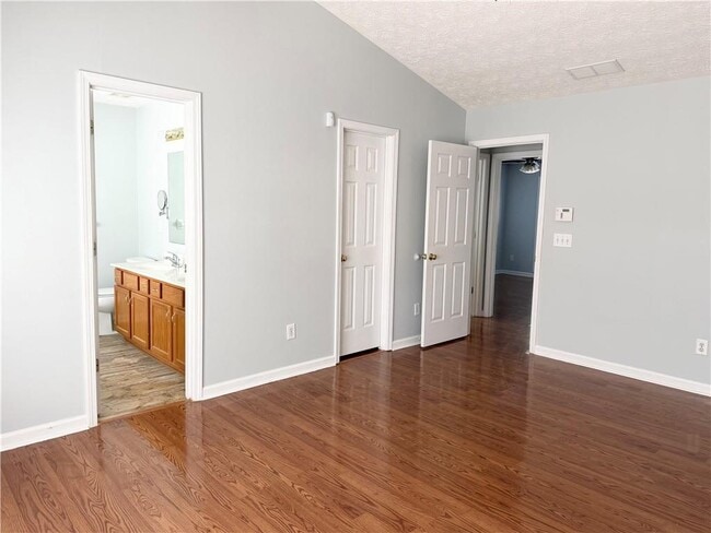 Building Photo - 2830 White Blossom Ln