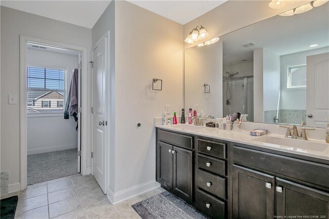 Building Photo - 688 Stonebriar Ave