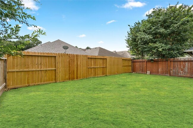 Building Photo - 17807 N White Tail Ct