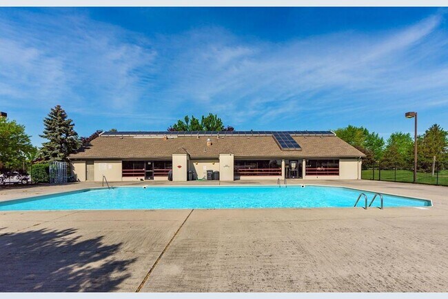 POOL - 2248 Lila Way
