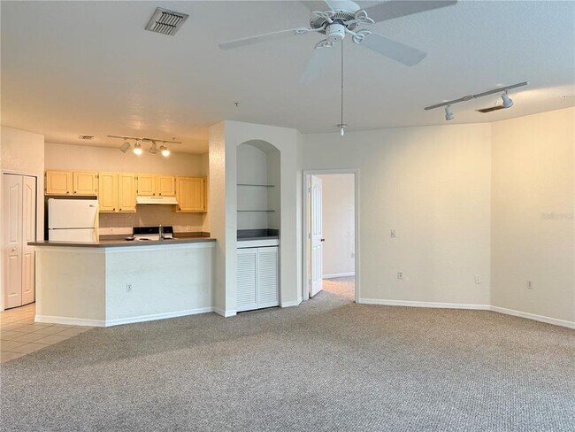 Building Photo - 1100 Lake Shadow Cir