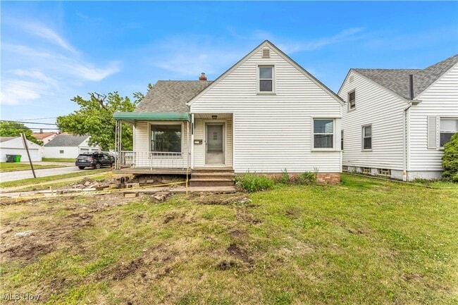 Primary Photo - 22750 Tracy Ave