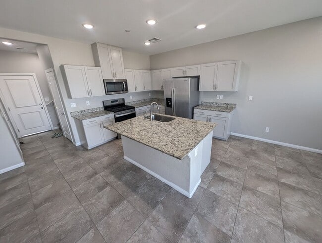 Building Photo - 5224 Sunstone Mesa Dr