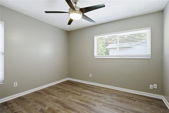 Building Photo - 2914 Cypress Green Dr