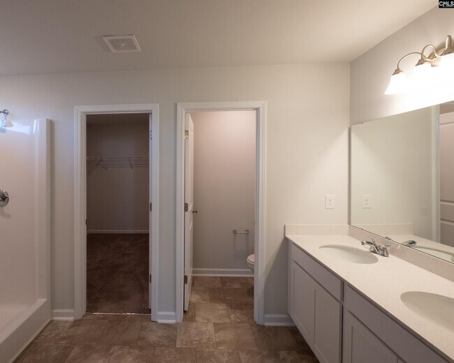 Building Photo - 661 Penfolds Wy