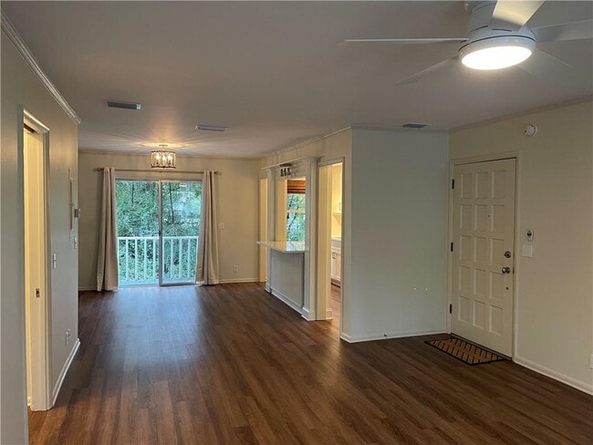 Building Photo - 800 Mallery St