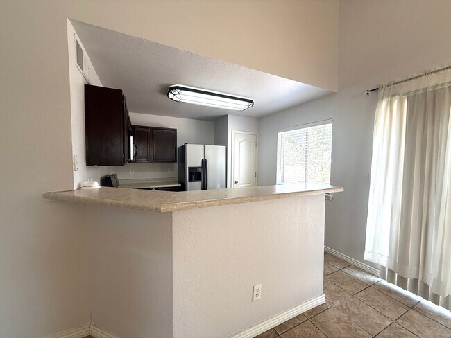 Building Photo - 14057 Tierra Delfin Dr