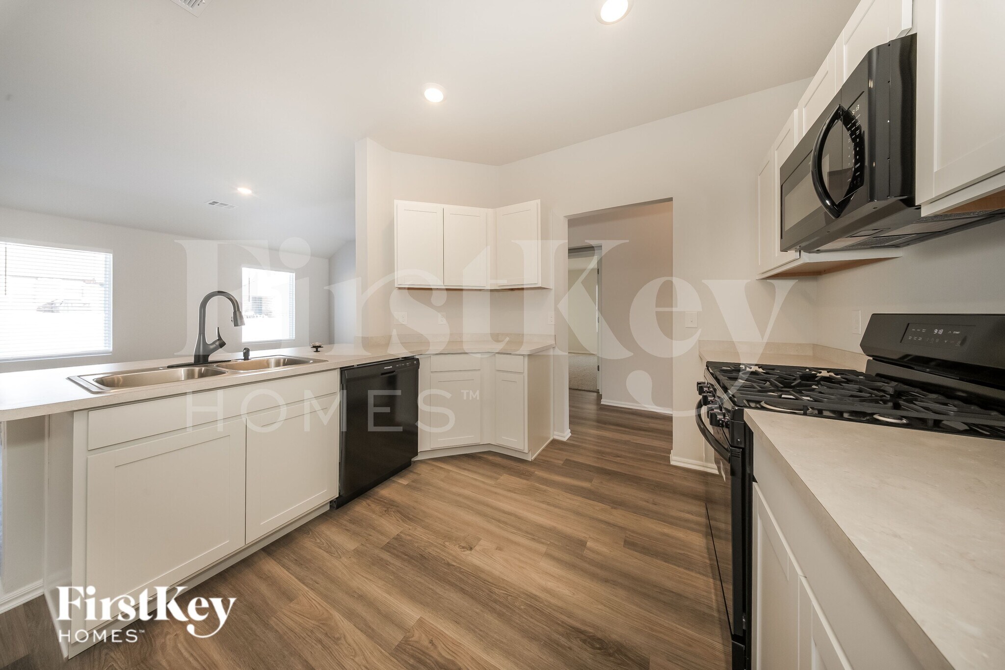 Building Photo - 428 Kale Rd