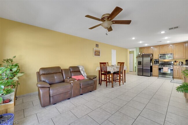 Building Photo - 11256 Albergotta Ct