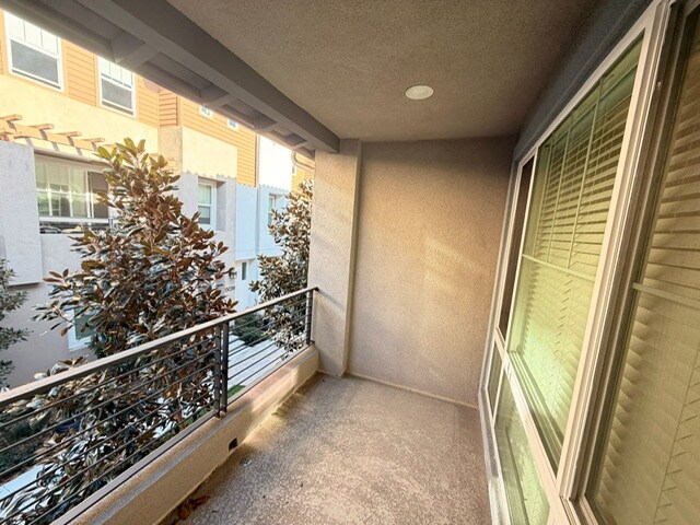 Building Photo - 13026 Lumen Wy