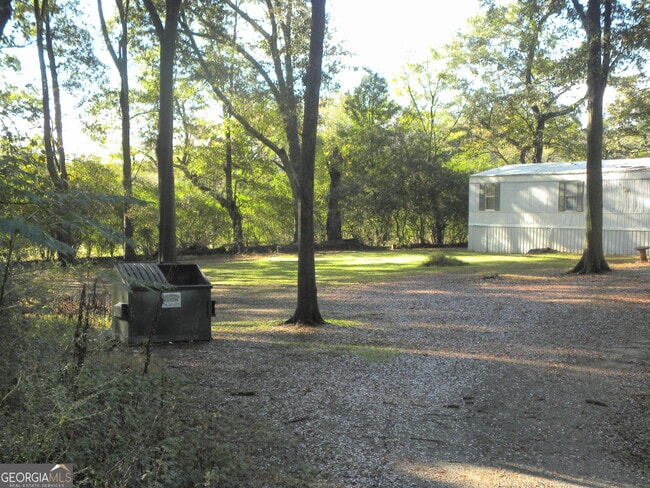 Building Photo - 204 Detter Rd