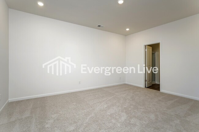 Building Photo - 1813 Holmsey Cir