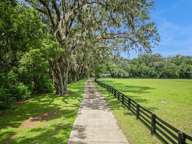 Building Photo - 35520 Timbertop Ln