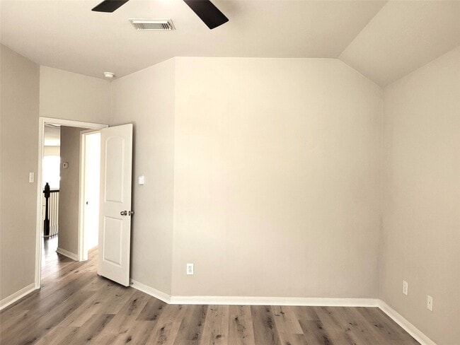 Building Photo - 26319 Longview Creek Dr