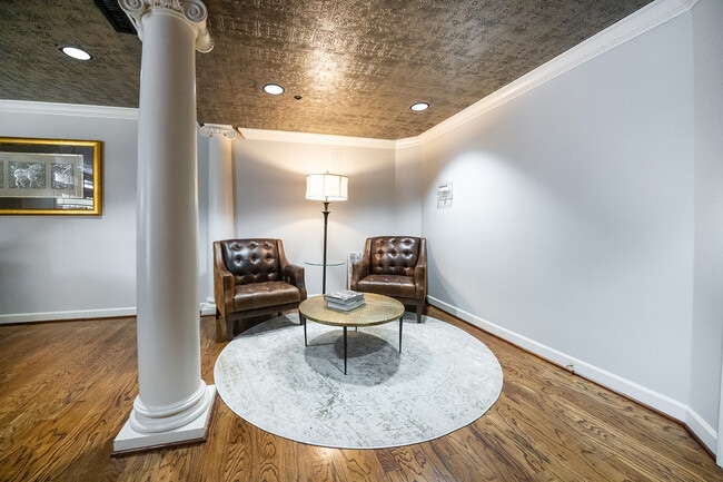 Building Photo - 1735 Peachtree St NE
