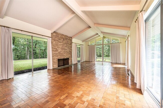 Building Photo - 153 Hillhaven Pl SE