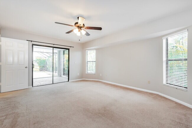 Building Photo - 14465 Larkspur Ln