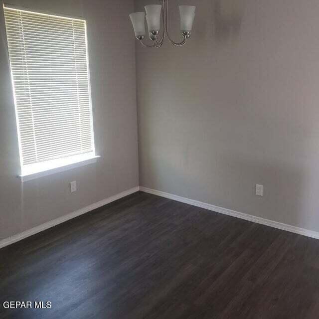 Building Photo - 14249 Paraiso Dr