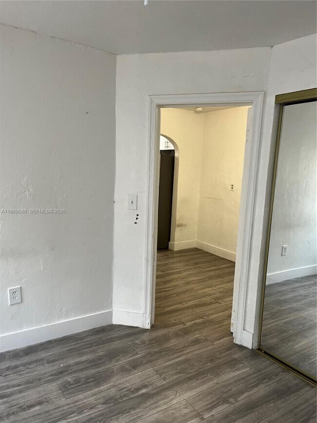 Building Photo - 1999 NW 2nd St