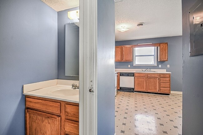 Building Photo - 360 Britton Ave