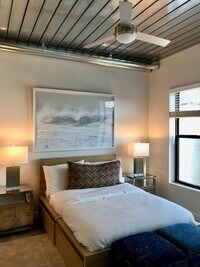 Building Photo - 3550 Main St