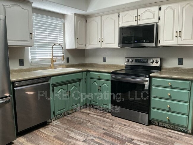 Building Photo - 5018 S 163rd St