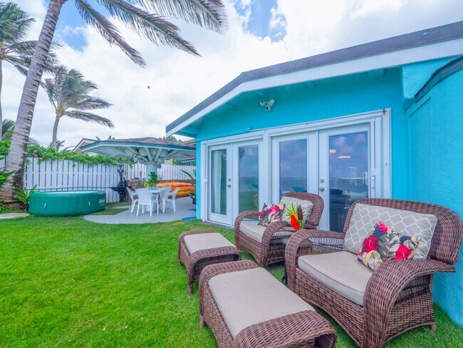 Building Photo - Luxe Beach Retreat in Hauula, Oahu's North Shore, with Private Beach