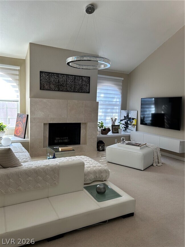 Building Photo - 9325 W Desert Inn Rd