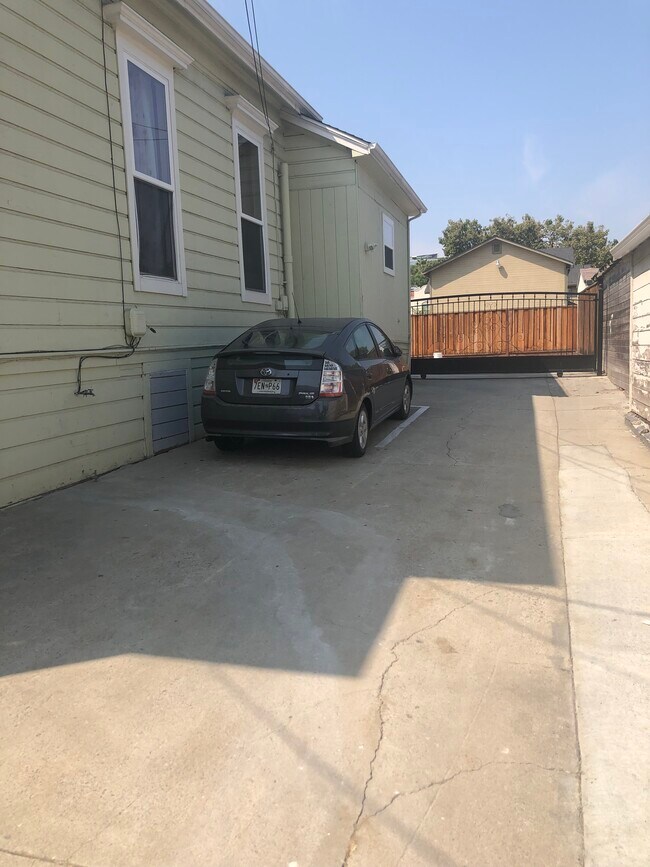 Driveway - 79 N 12th St