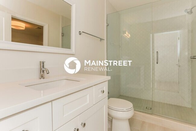 Building Photo - 4 Bedroom Pet-Friendly Home in Atlanta, GA with Main Street Renewal