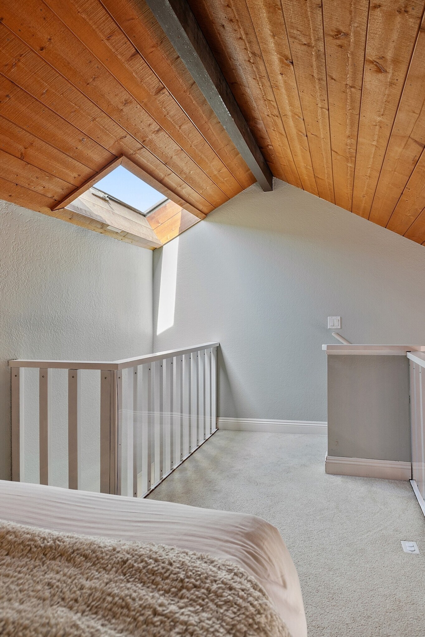 Building Photo - 737 Seacoast Dr