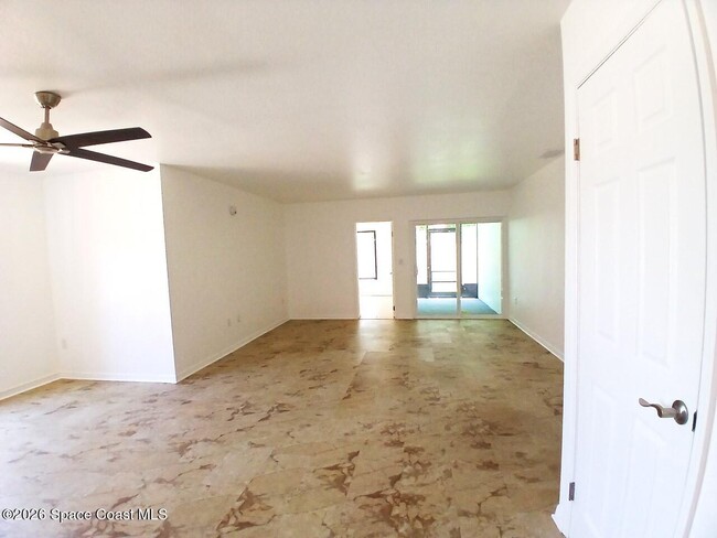 Building Photo - 4125 Ocean Beach Blvd