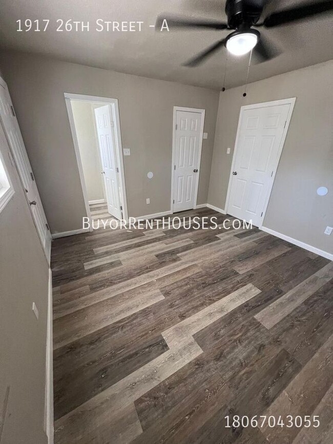 Building Photo - $499 Move-In Special (+ admin fee) + $0 De...