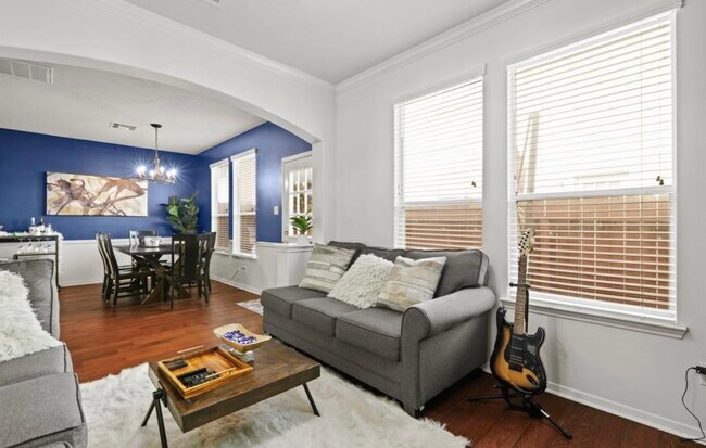 Building Photo - 7402 Hollister Rdg