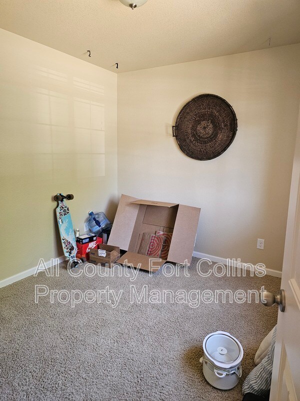 Building Photo - 2257 Sopris Cir