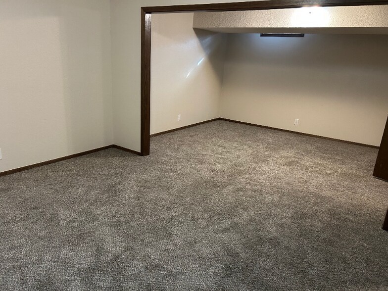 Building Photo - 322 Ranger Ave