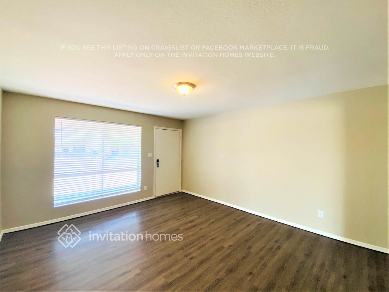 Building Photo - 2576 E Commonwealth Cir